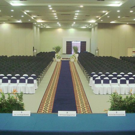 Rafain Palace Hotel & Convention Center Foz do Iguacu Exterior photo