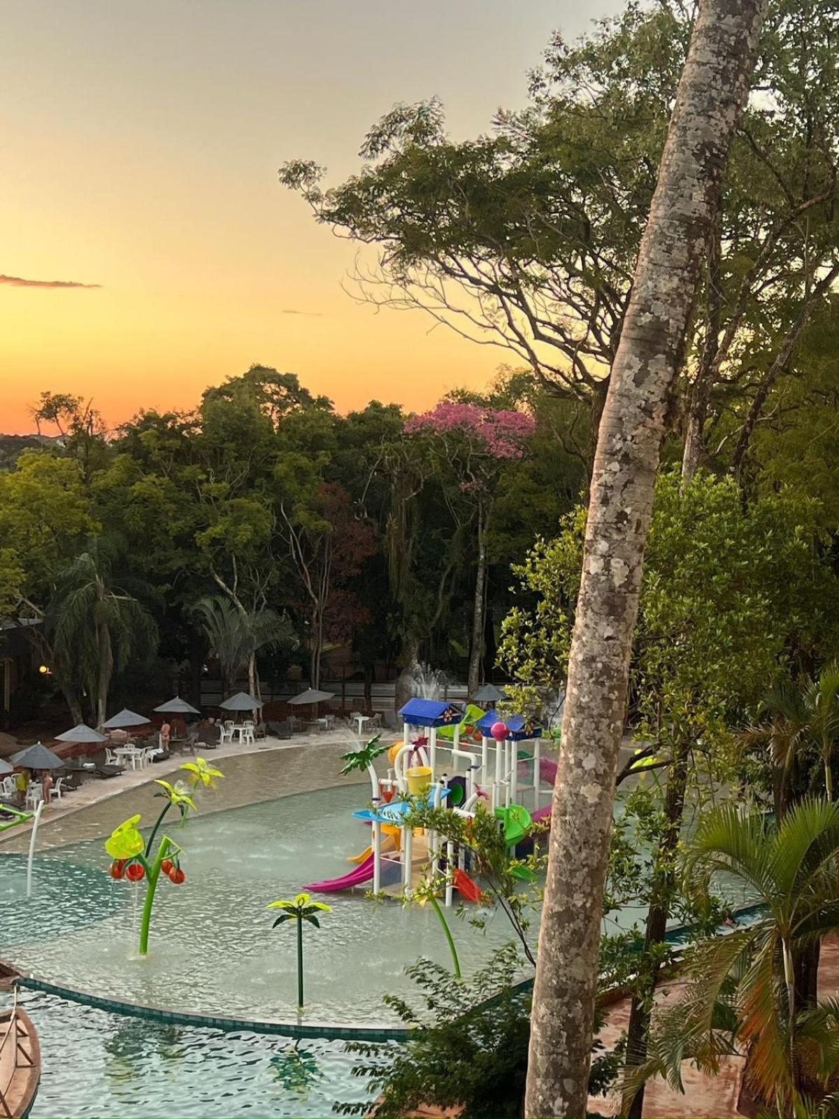 Rafain Palace Hotel & Convention Center Foz do Iguacu Exterior photo